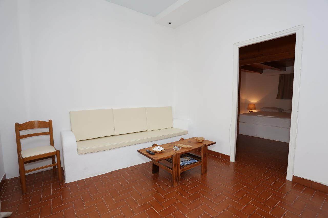 Artemis Suites Romanos  Ngoại thất bức ảnh
