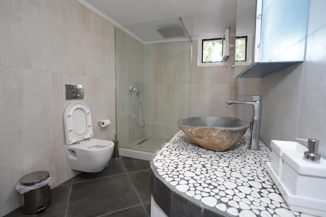 Artemis Suites Romanos  Ngoại thất bức ảnh