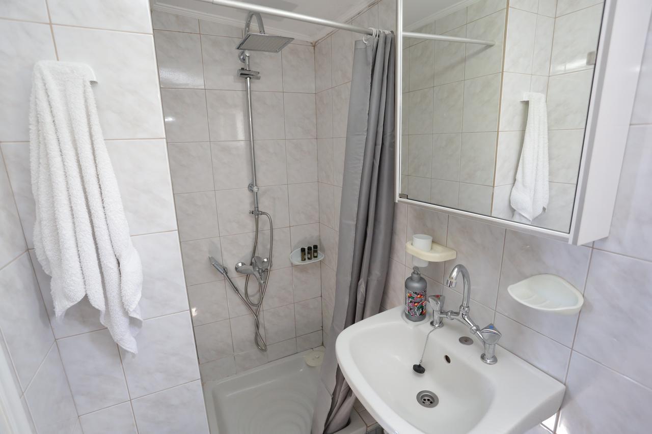 Artemis Suites Romanos  Ngoại thất bức ảnh