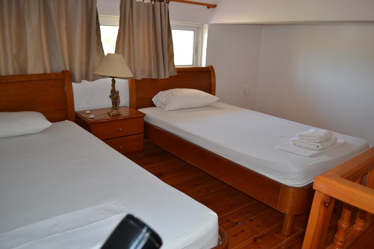 Artemis Suites Romanos  Ngoại thất bức ảnh
