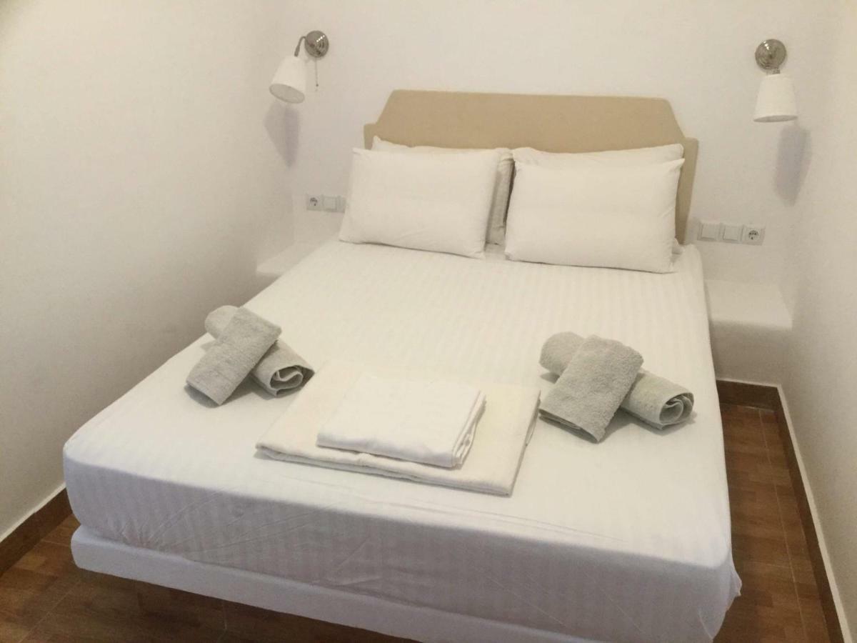 Artemis Suites Romanos  Ngoại thất bức ảnh